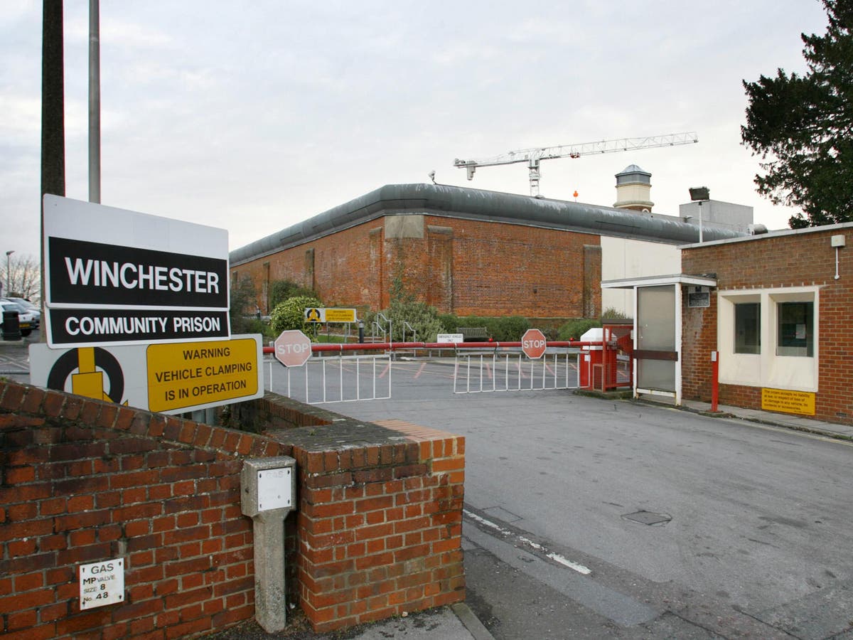 Inmates escape prison cells by smashing through ‘weak walls’ | The ...