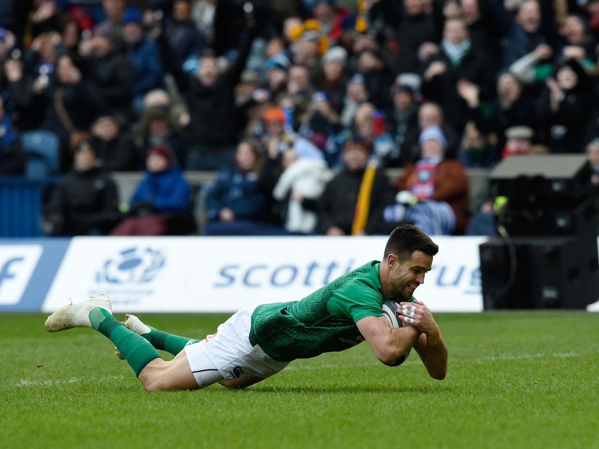 Conor Murray expects a big-test atmosphere at Twickenham this Saturday