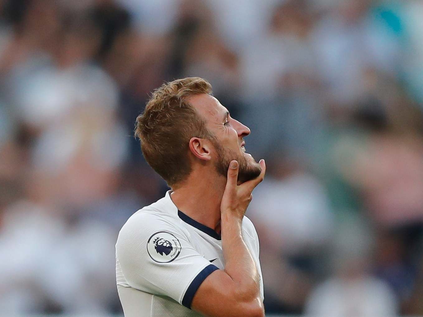 Harry Kane insists Spurs can still challenge for the title