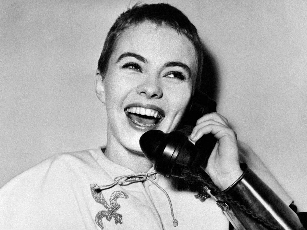 How Hollywood Star Jean Seberg Was Destroyed By The Fbi The Independent The Independent