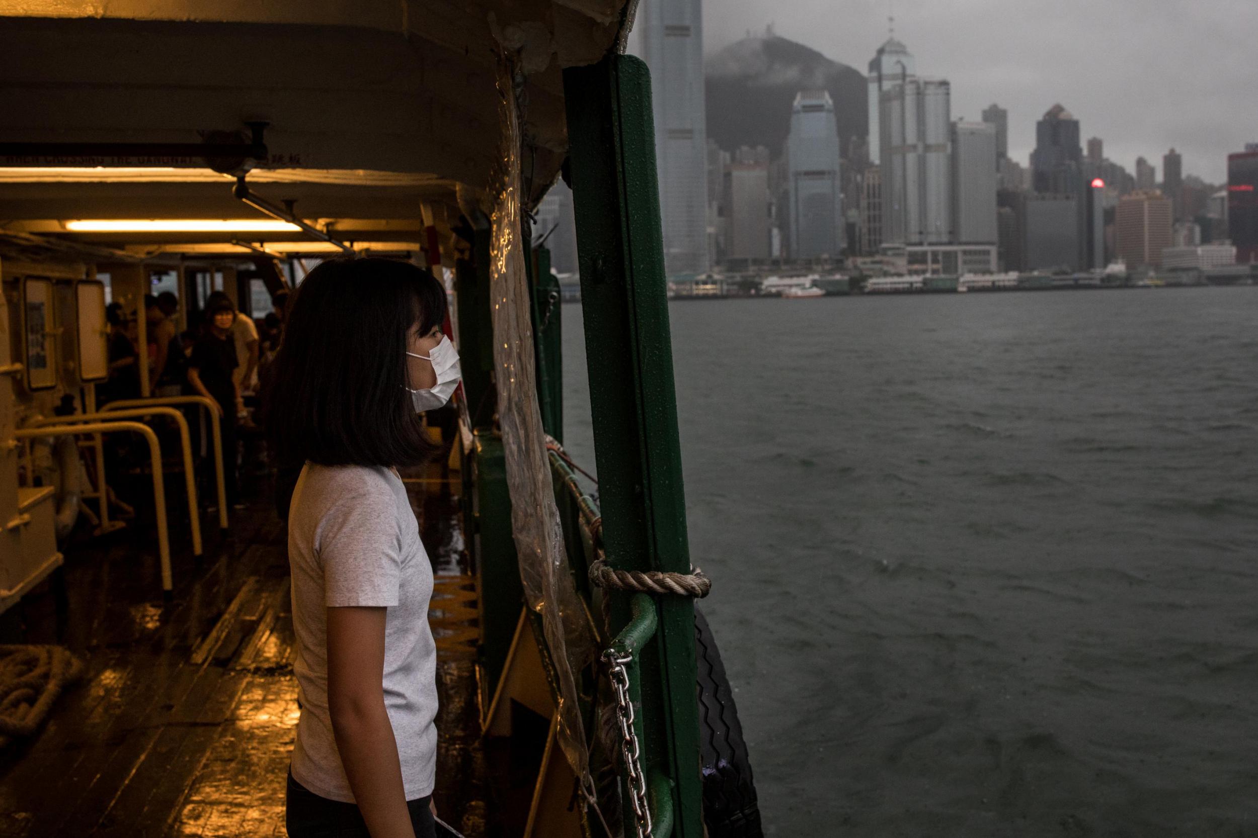 When she gets off the ferry, Gigi will change her attire to avoid being identified