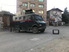 Journalists face threats reporting behind lines of Kashmir lockdown