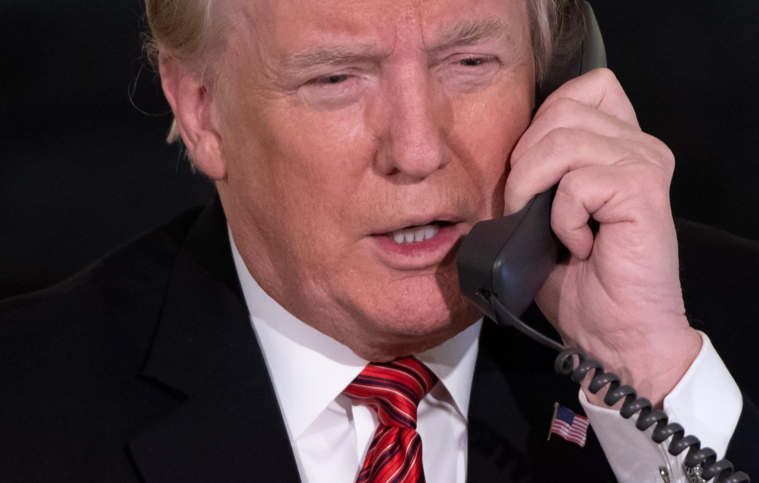 Trump lied about phone call with China at G7, White House aides admit