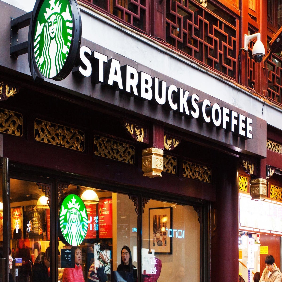 Man told Starbucks barista his name was Aziz and she put 'Isis' on his cup  | The Independent | The Independent
