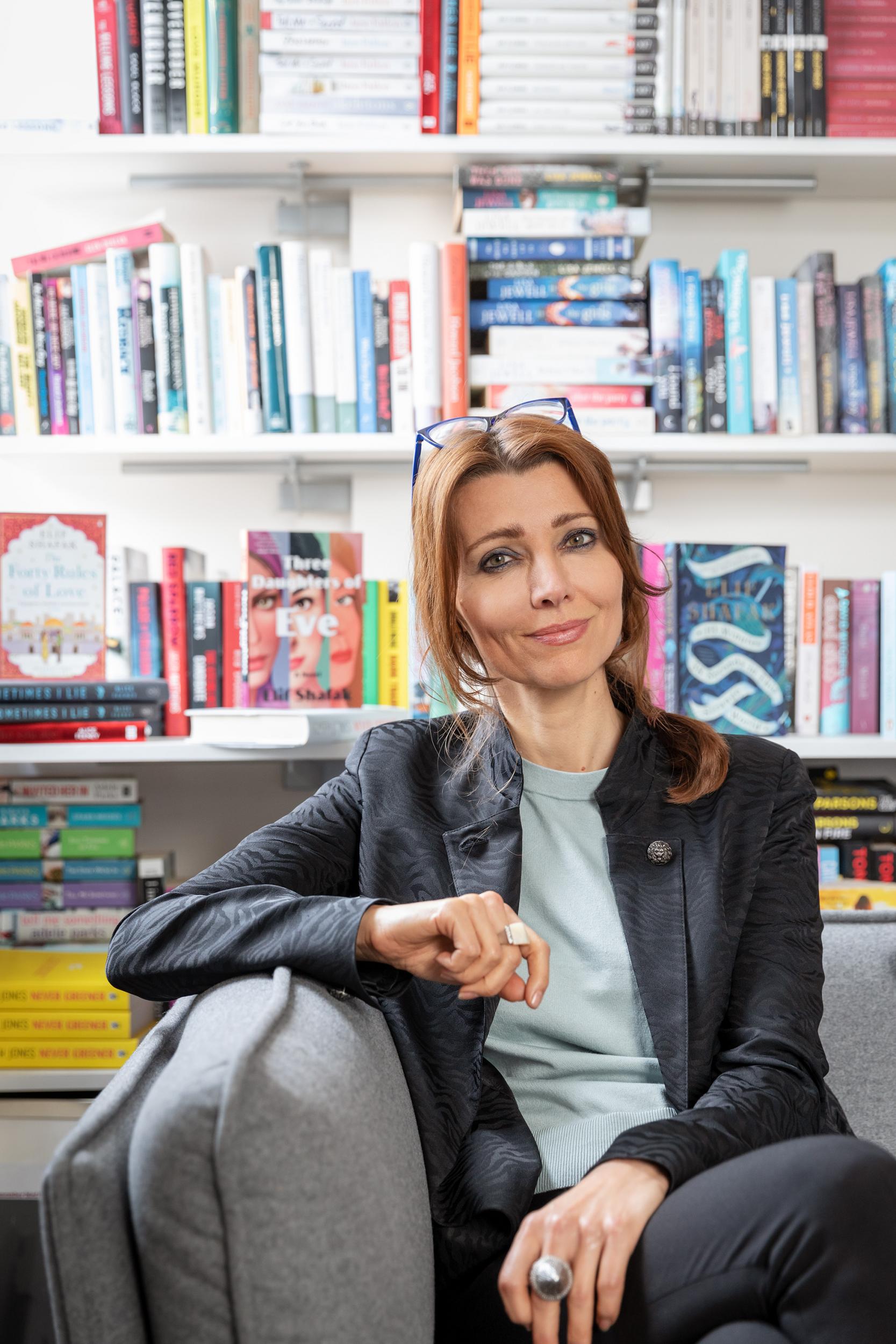 Elif Shafak’s novel ‘10 Minutes 30 Seconds in This Strange World’ is a grim story about a sex worker who is murdered