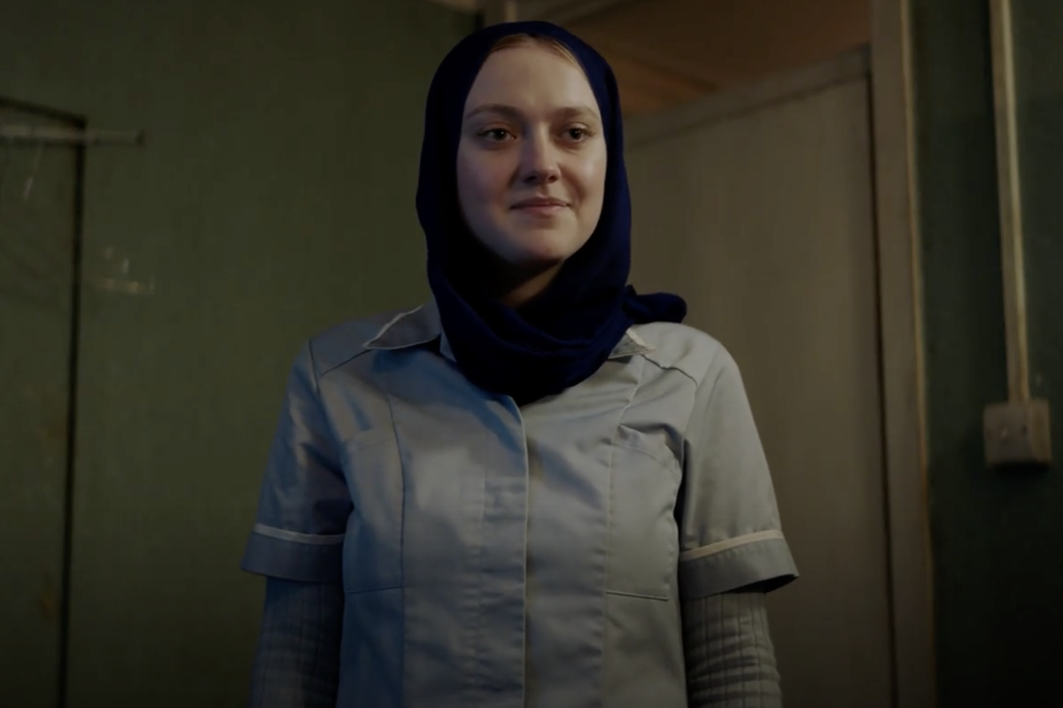 First images of Dakota Fanning playing a white Muslim refugee from Ethiopia  met with outrage | The Independent | The Independent