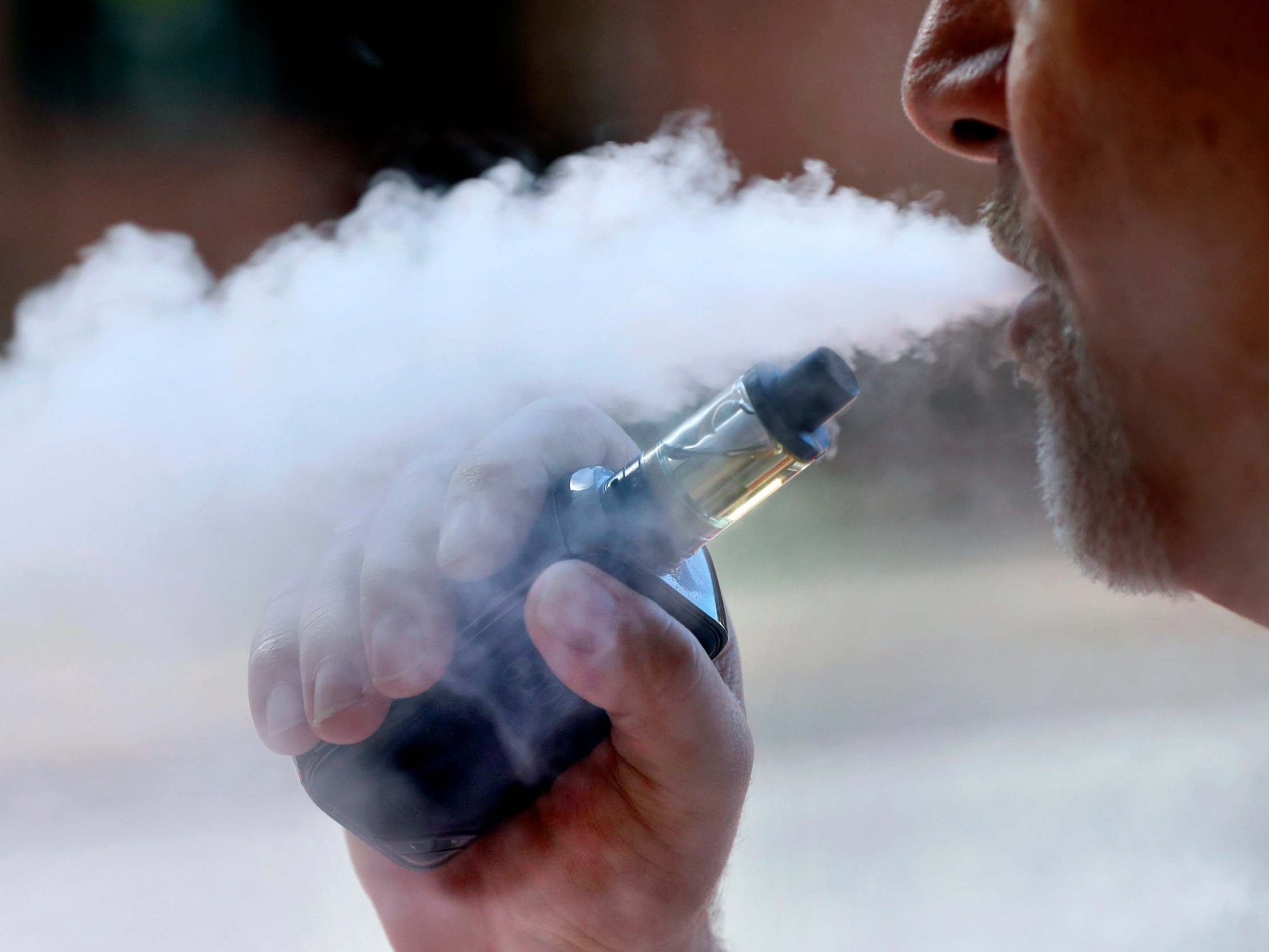 Mystery vaping related illness kills man in eighth US death linked