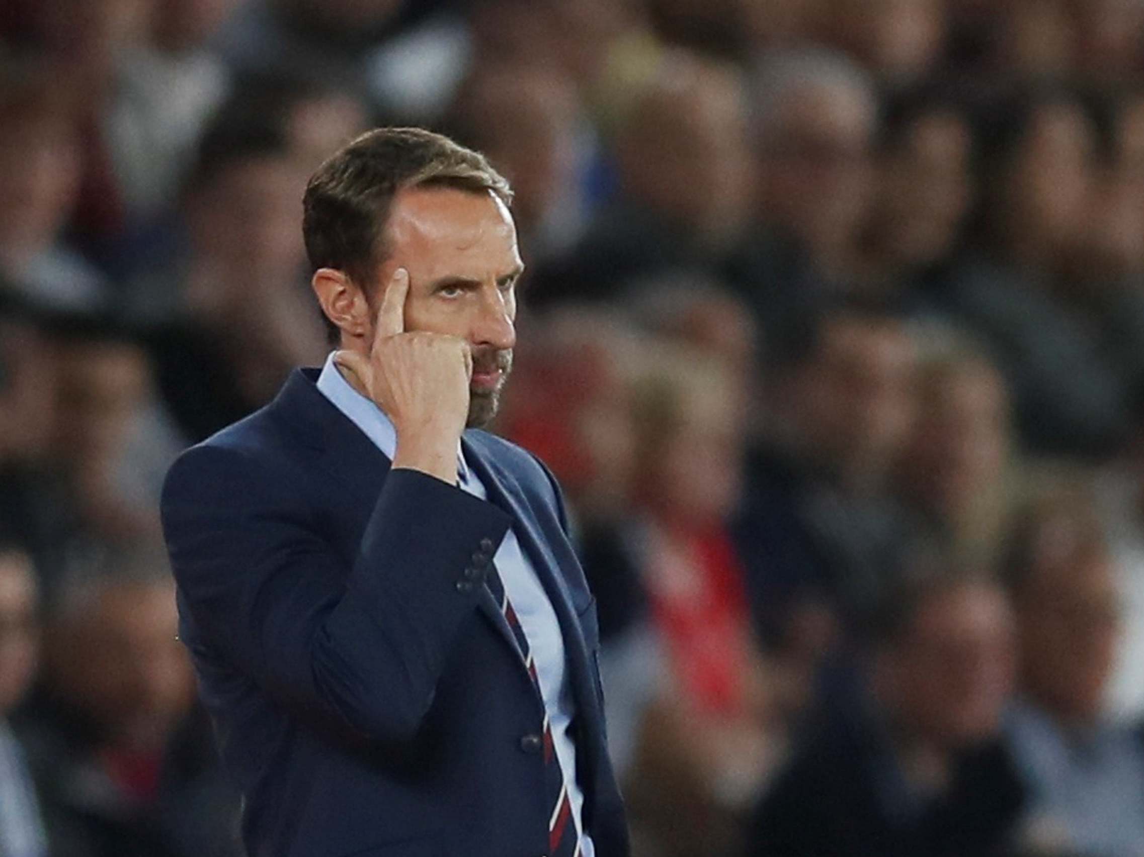 Gareth Southgate pleads for focus during the match