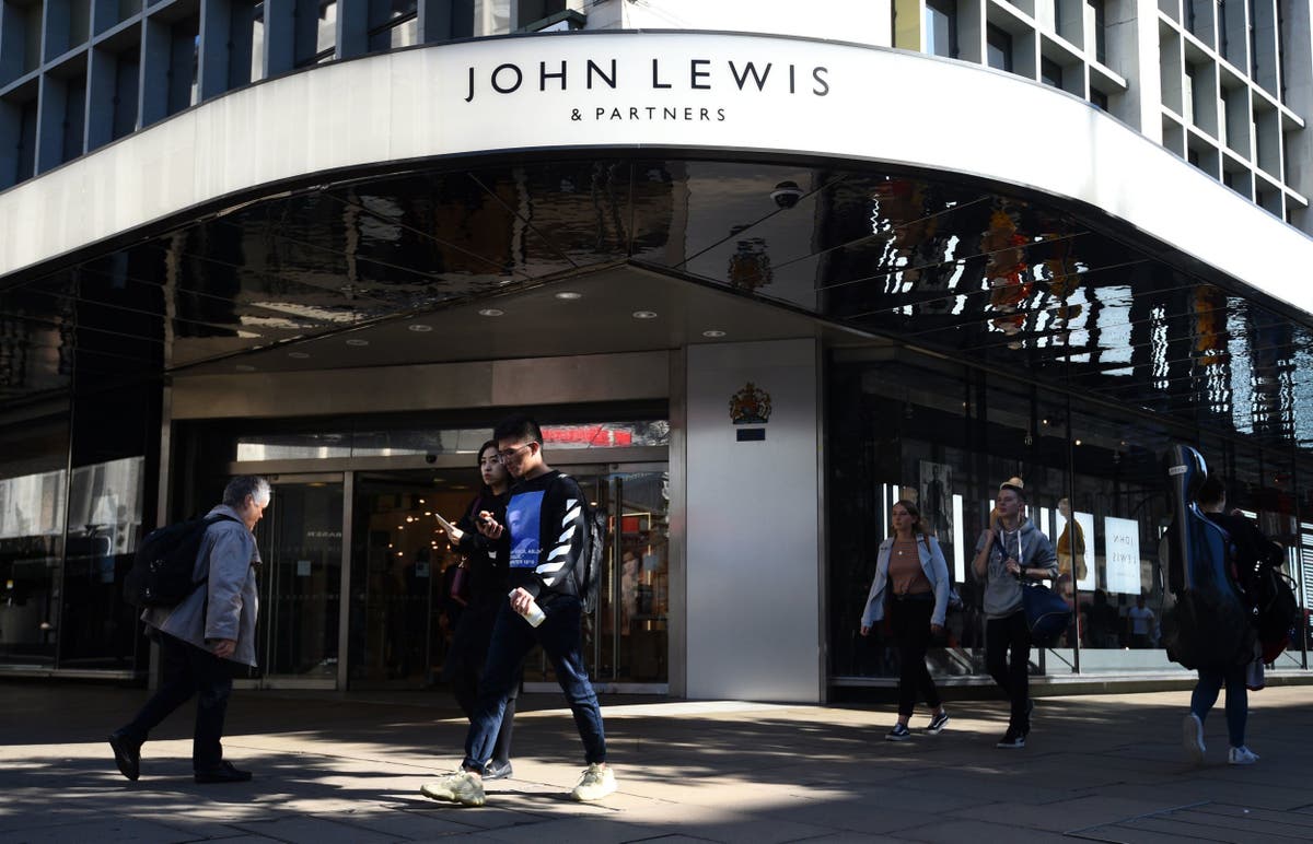 John Lewis reports big loss and warns of no-deal hit as Brexit dents consumer mood