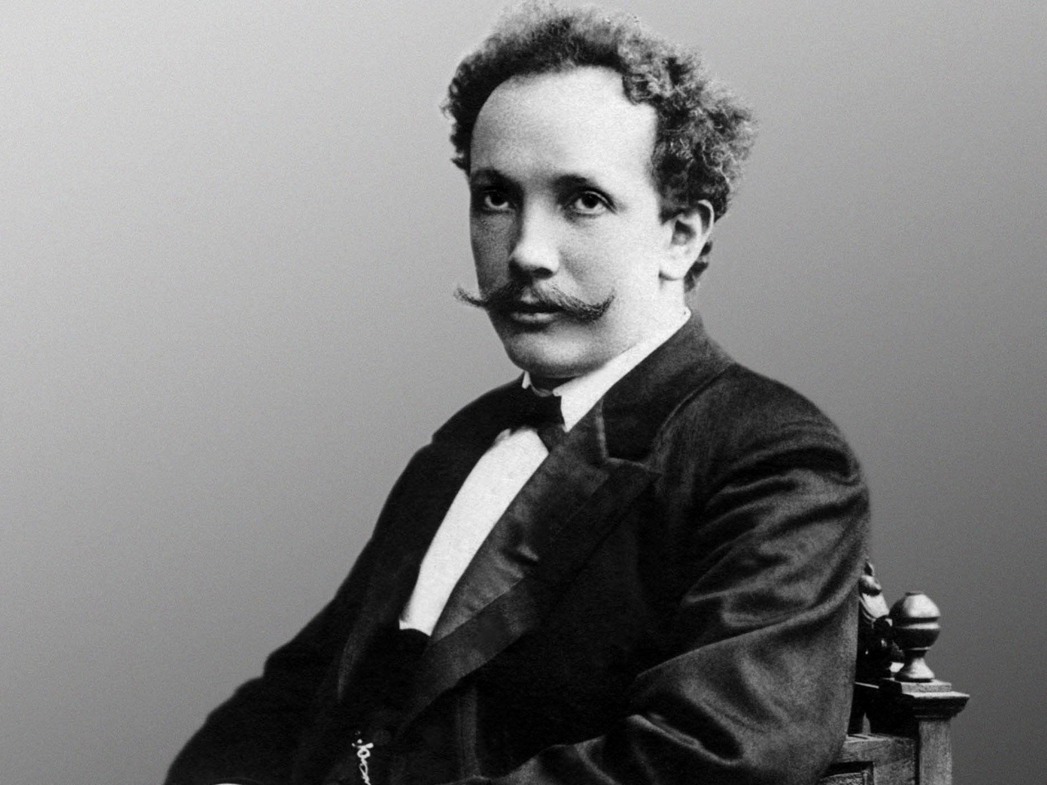 Strauss declared Elgar to be 'the first English progressive musician'
