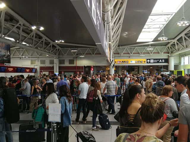 ‘confusion and chaos’ at the check-in desks for Rome Ciampino airport