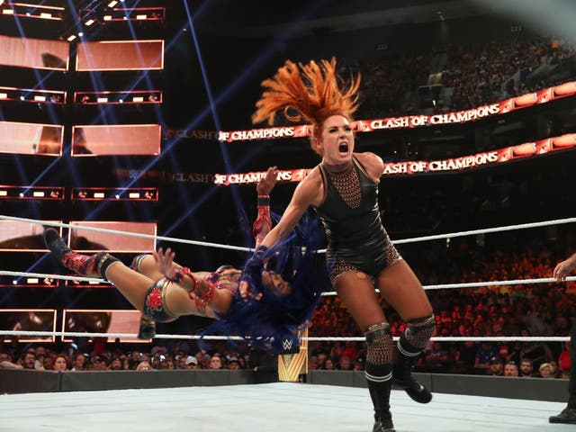 Becky Lynch takes down Sasha Banks