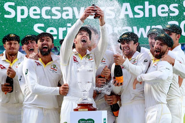 Australia players celebrate retaining the Ashes