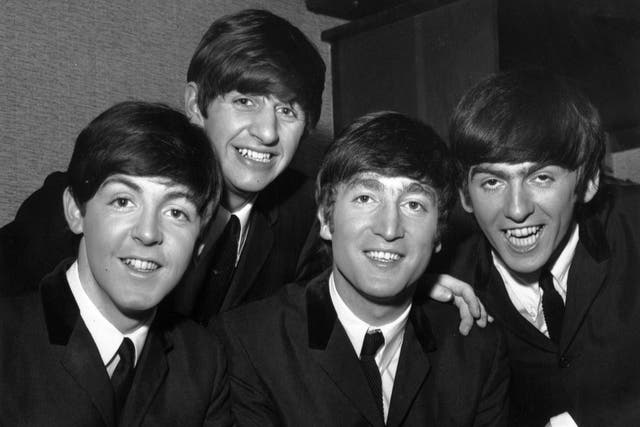<p>Genio en el trabajo: (desde la izquierda) Paul McCartney, Ringo Starr, John Lennon y George Harrison en 1964</p>