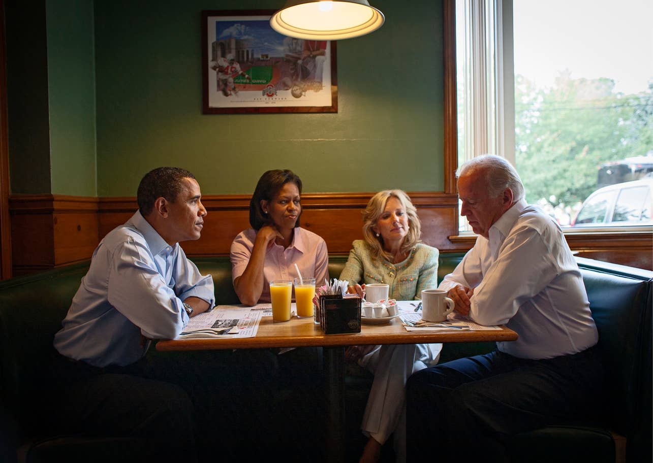 The Obamas Share Breakfast With Vice President Running Mate Joe
