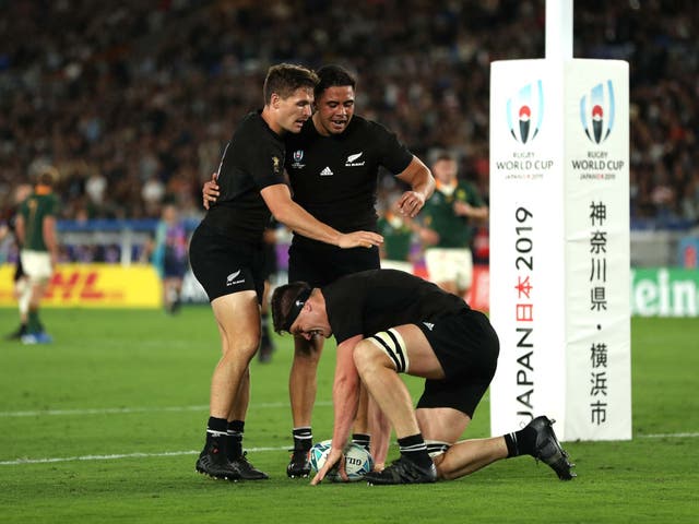 New Zealand celebrate the side's second try of Scott Barrett