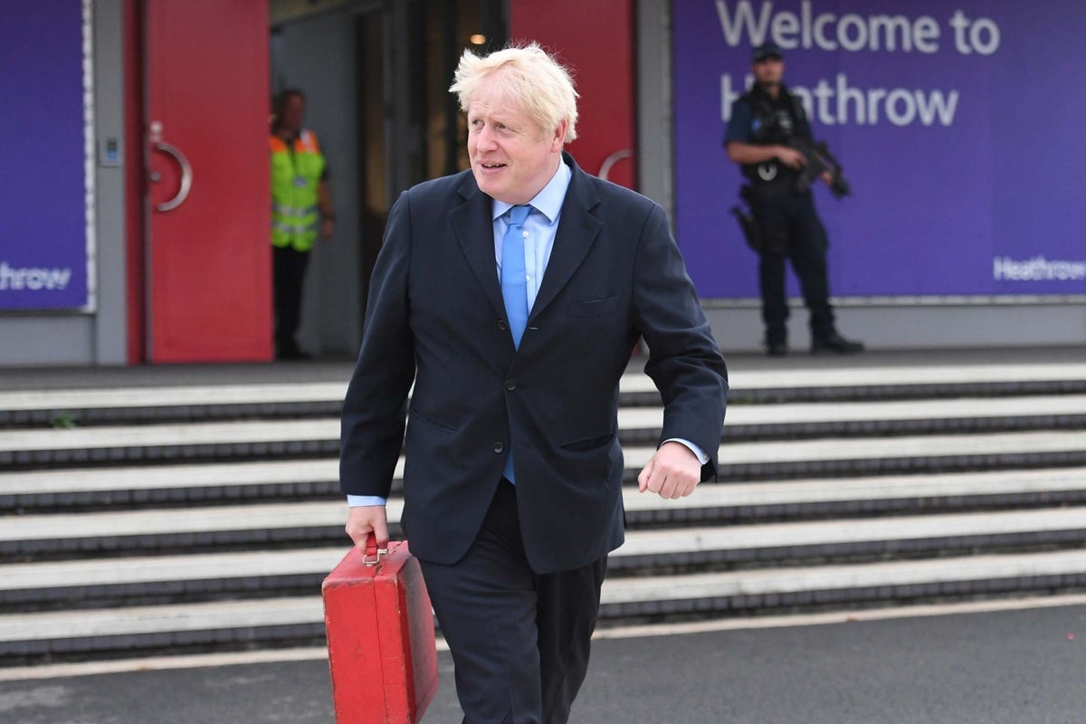 Johnson plays down prospect of Brexit