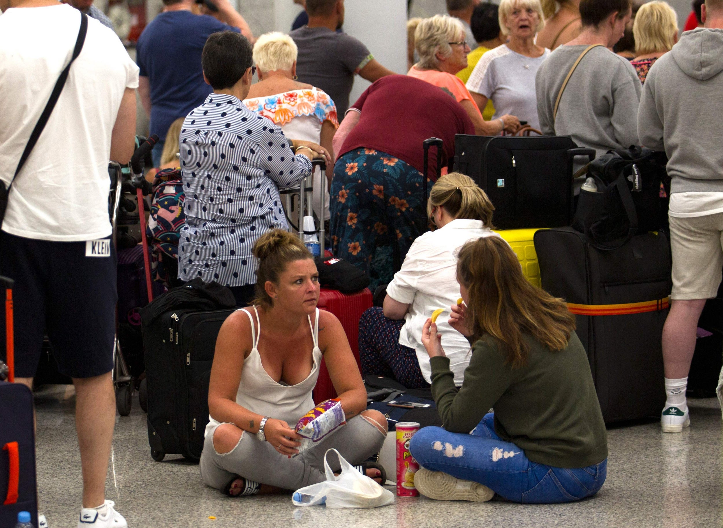 Thomas Cook Travel Chaos Firms Collapse Leaves 150000 59 Off