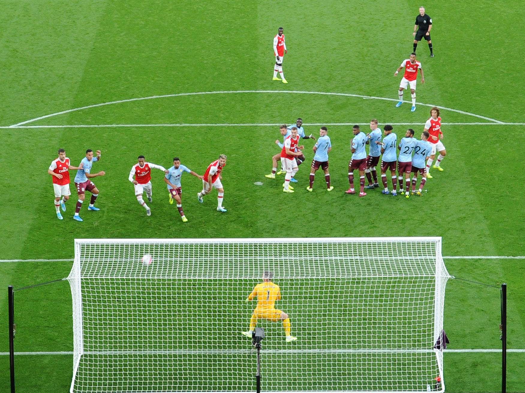 Why Pierre-Emerick Aubameyang&apos;s Arsenal winner against Aston Villa should have been disallowed