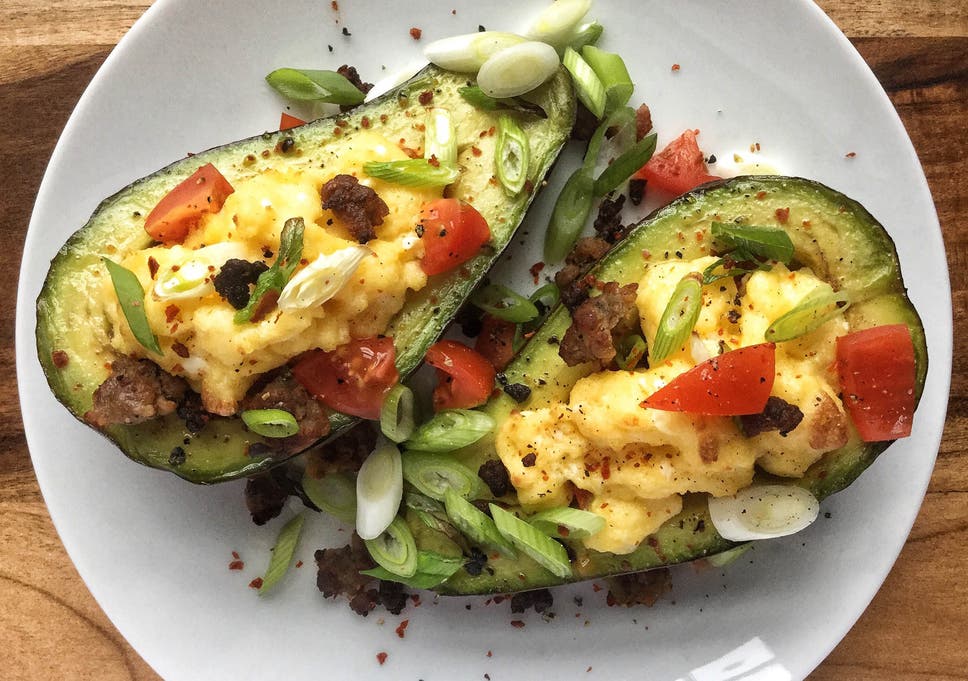 How to make baked avocado cups with egg and sausage