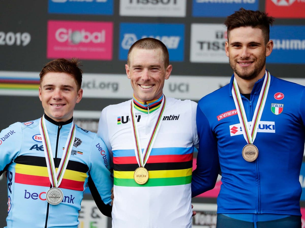 World Road Championships 2019: Rohan Dennis defends time-trial title from teenager Remco Evenepoel