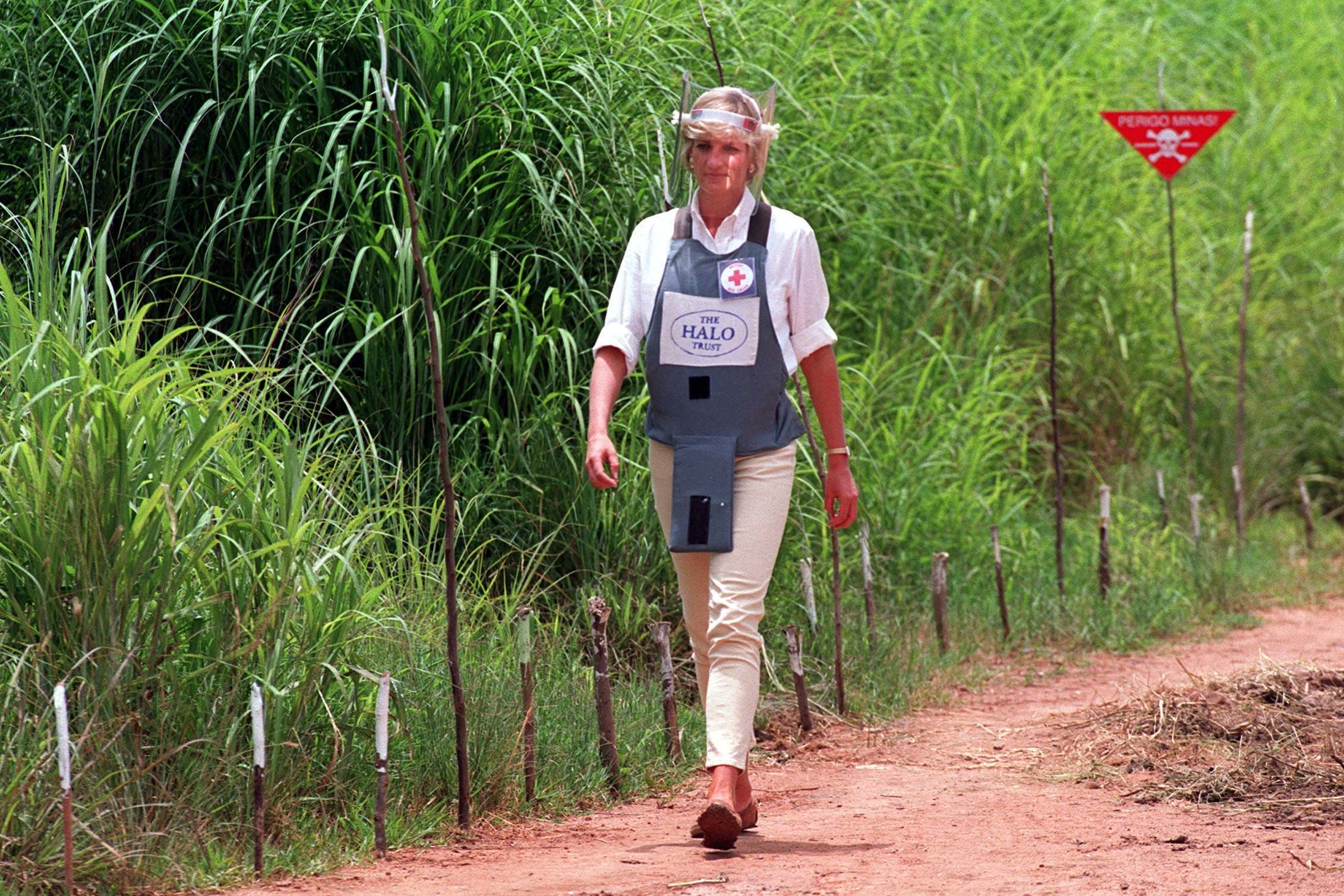 Diana, Princess of Wales wearing a bombproof visor during her visit to a minefield in Huambo, in Angola, on January 15 1997