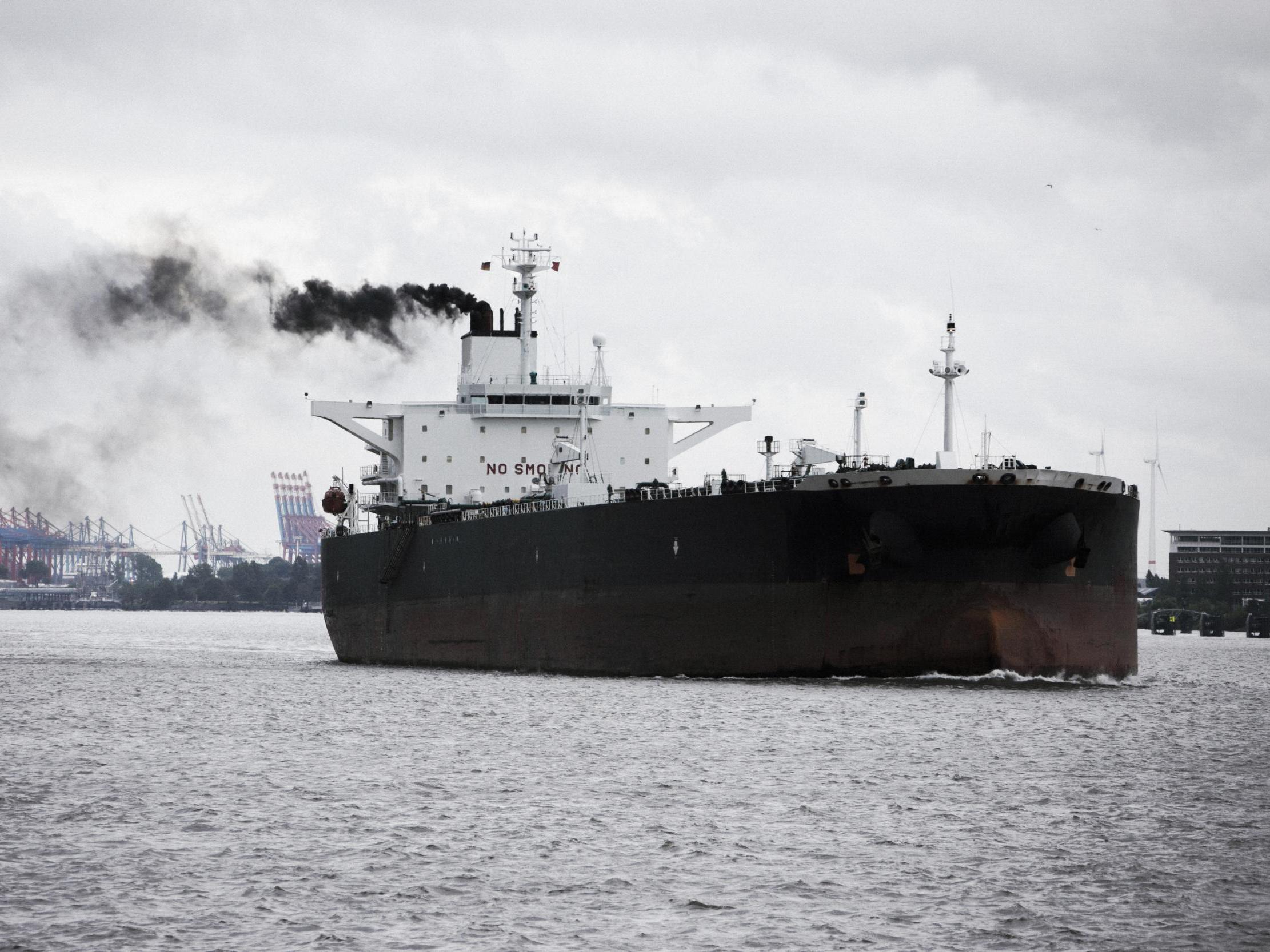 Thousands of ships fitted with ‘cheat devices’ to divert poisonous pollution into sea thumbnail