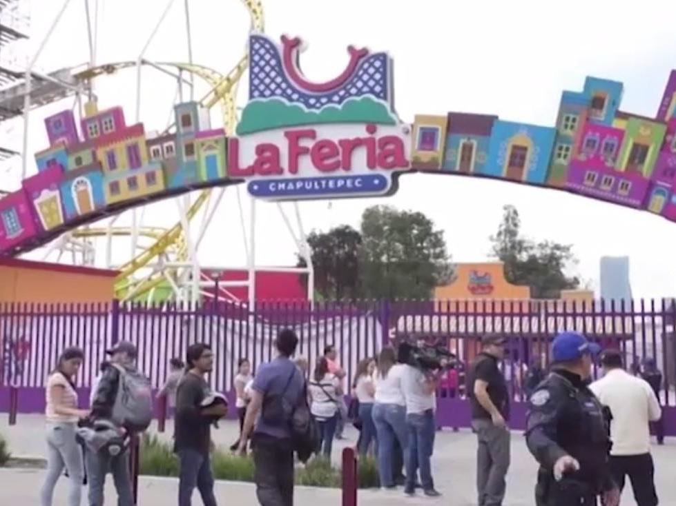 Mexico theme park crash Two people killed after rollercoaster car