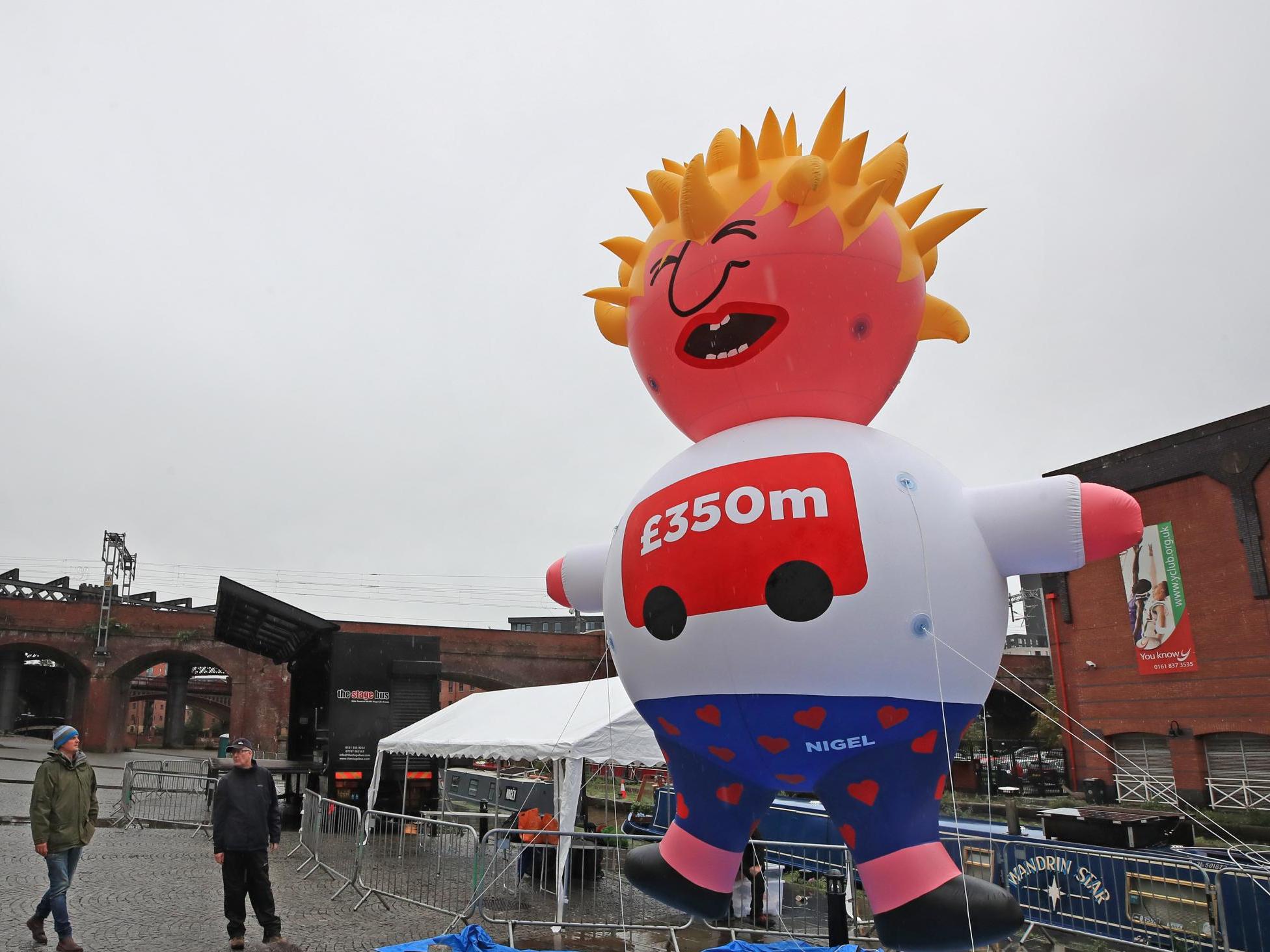 Tory conference: &apos;Boris blimp&apos; flown by anti-Brexit campaigners follows prime minister to Manchester