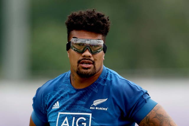 Ardie Savea will wear goggles against Canada in order to protect his eyesight