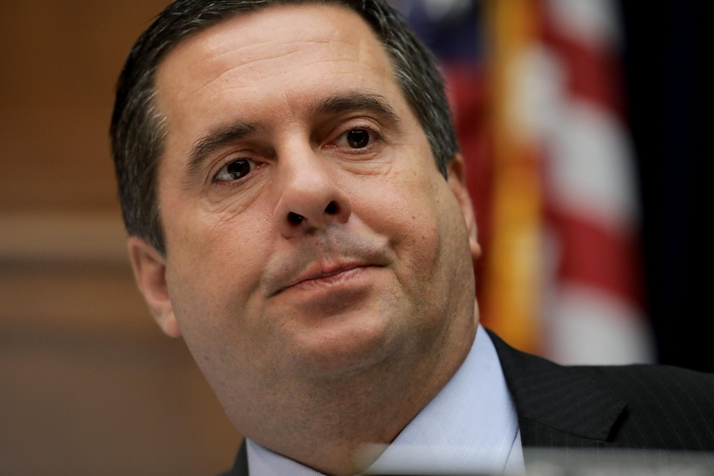Representative Devin Nunes says that people should go to the pub in spite of the spread of coronavirus, health officials disagree