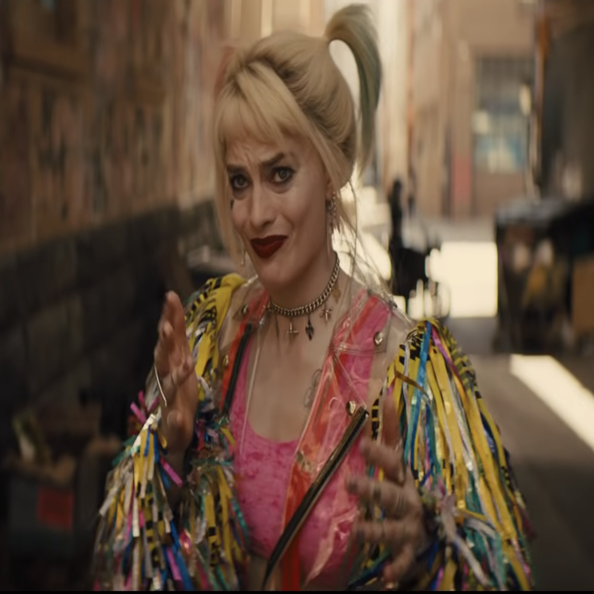 Watch Margot Robbie and the Birds of Prey cast discuss the new film