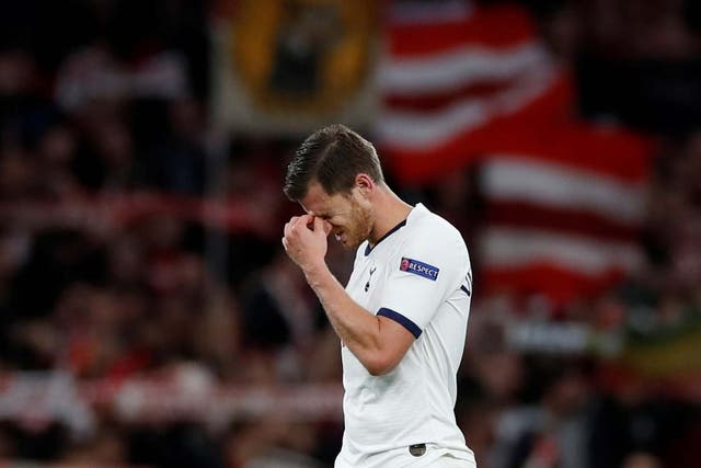 Jan Vertonghen reacts after Spurs are embarrassed