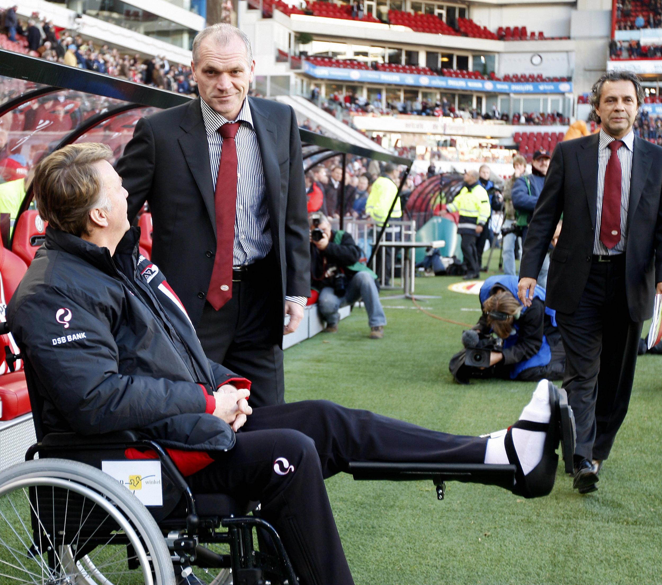 AZ manager Van Gaal in a wheelchair in 2007