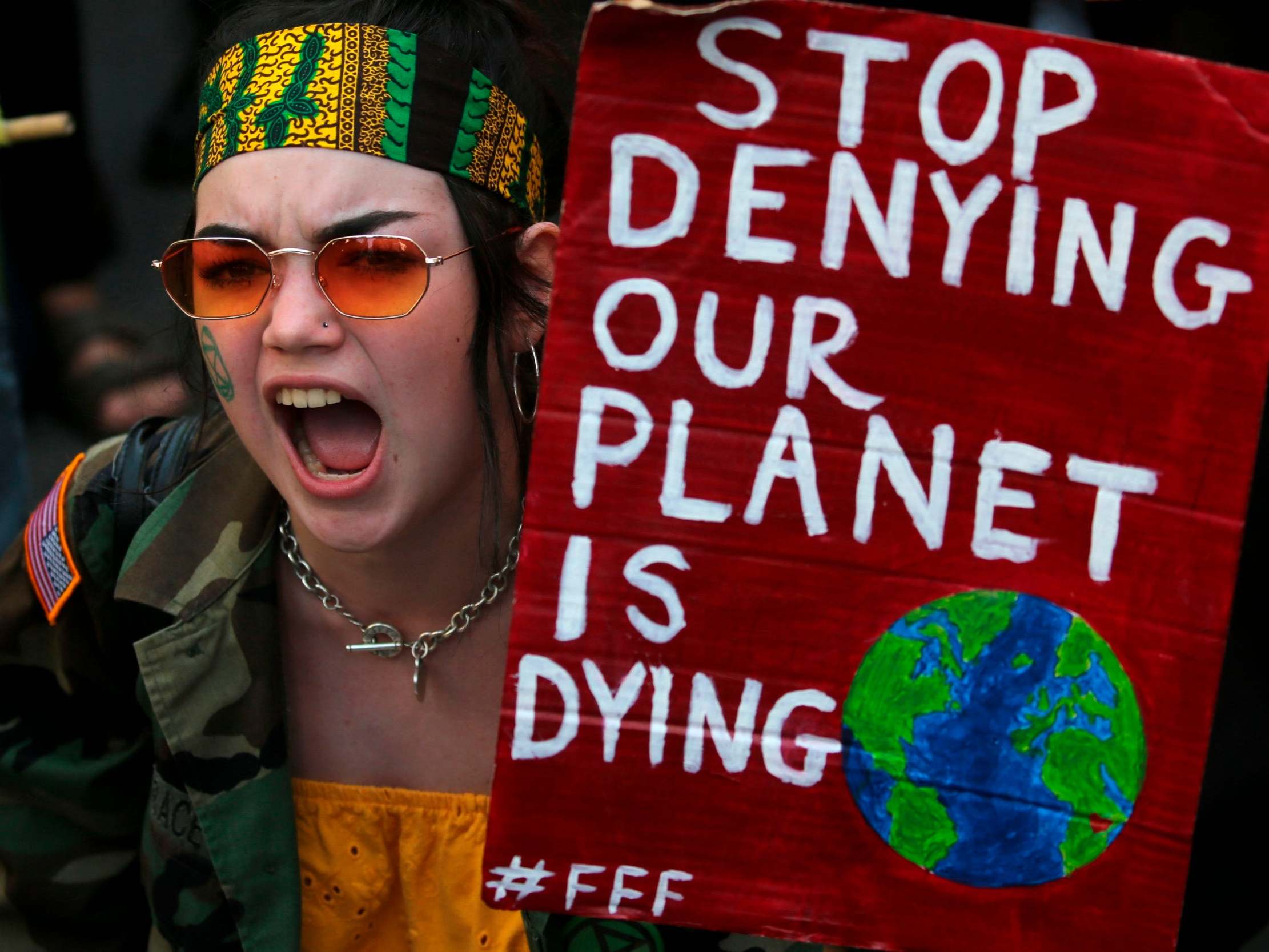 Extinction Rebellion: Climate change protesters plan to shut down central London roads a second time