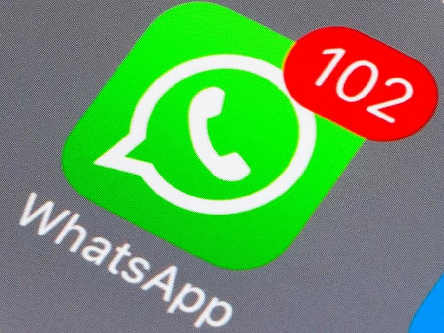 A security vulnerability with WhatsApp allows hackers to take over devices using a malicious gif