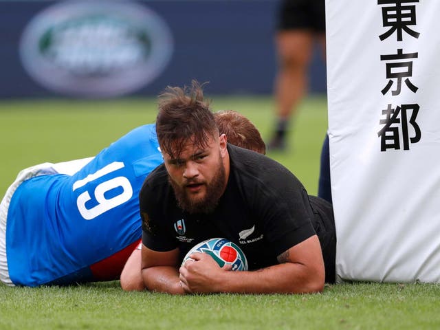 Angus Ta'avao scores New Zealand's third try of the match against Namibia