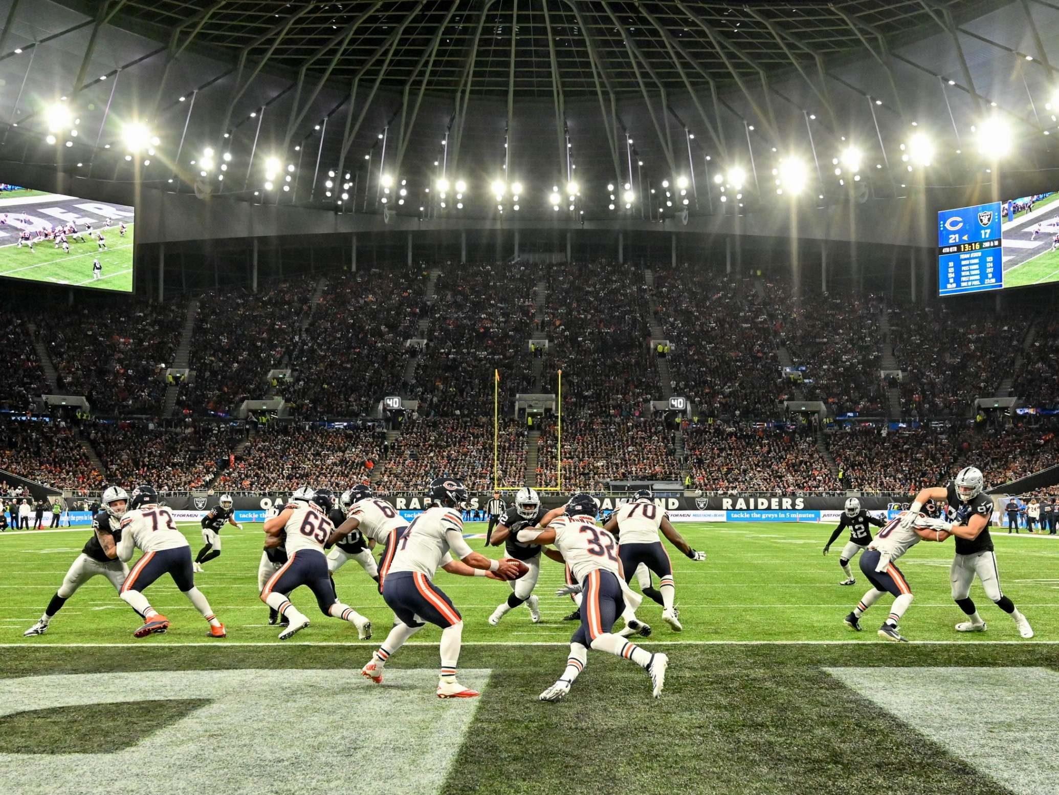 Oakland Raiders Vs Chicago Bears Tottenham S Stadium Shines As Nfl Finds True Home In London The Independent The Independent