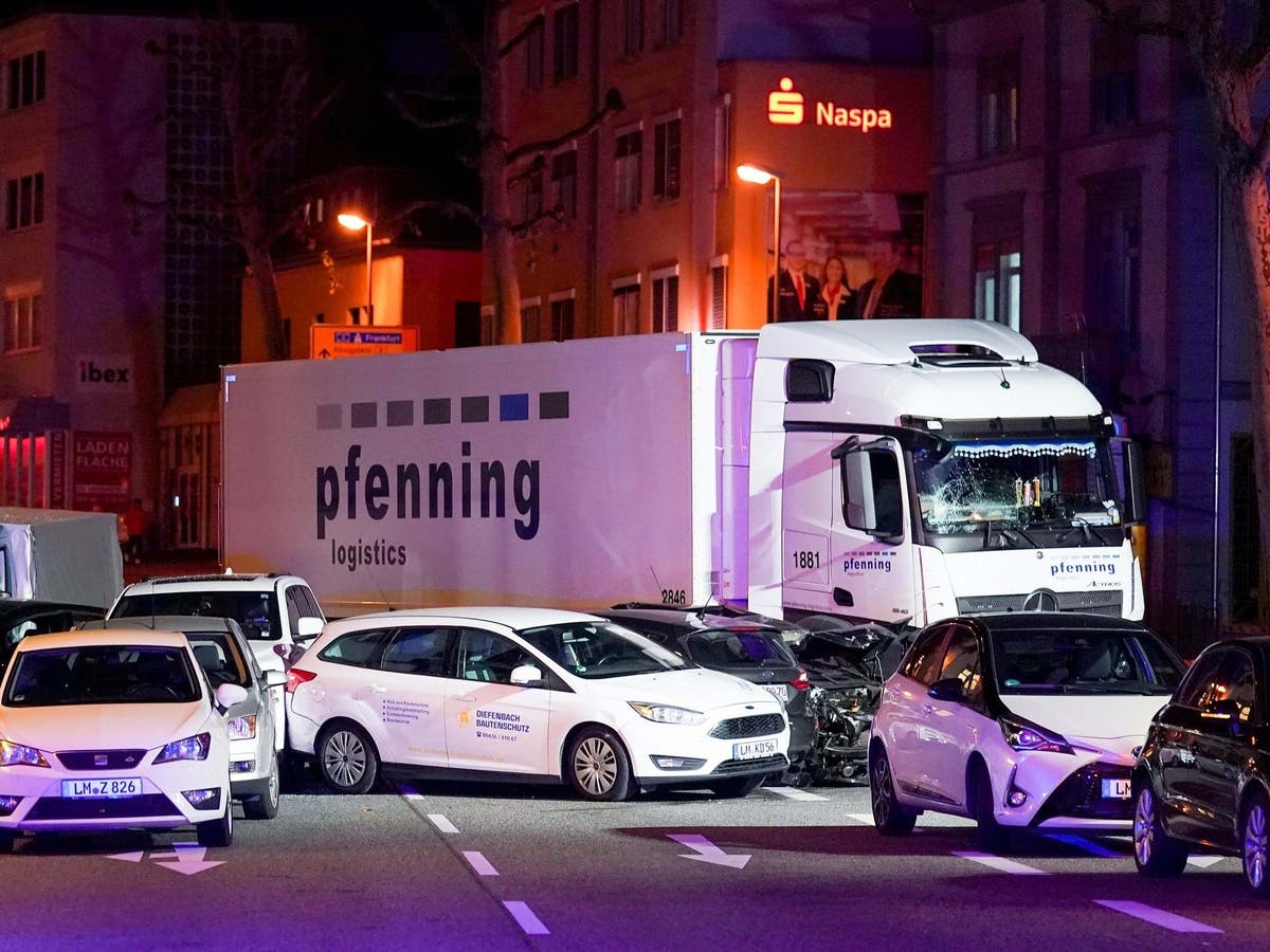 Germany lorry attack: Police investigate possible terrorist motive after eight injured in Limburg crash