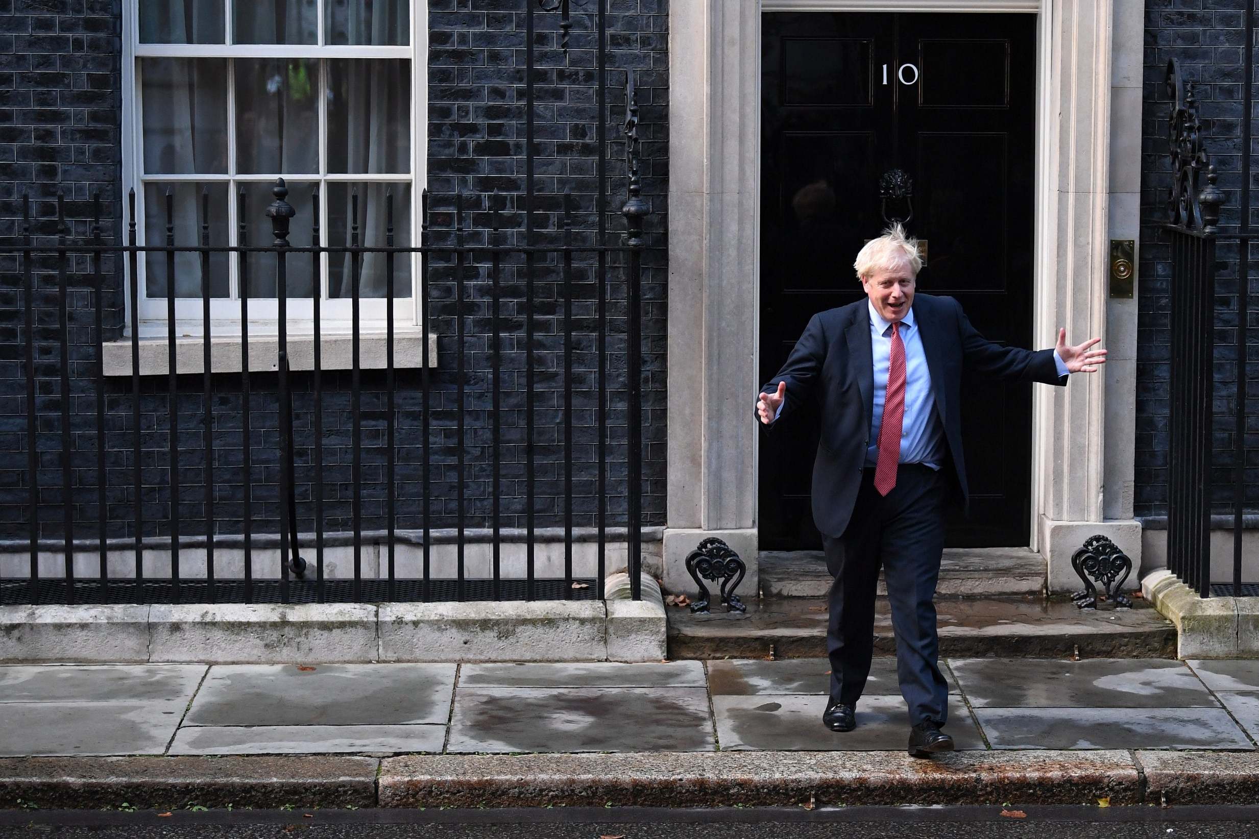 Related video:  Boris Johnson leaves Downing Street to face MPs after Supreme Court defeat