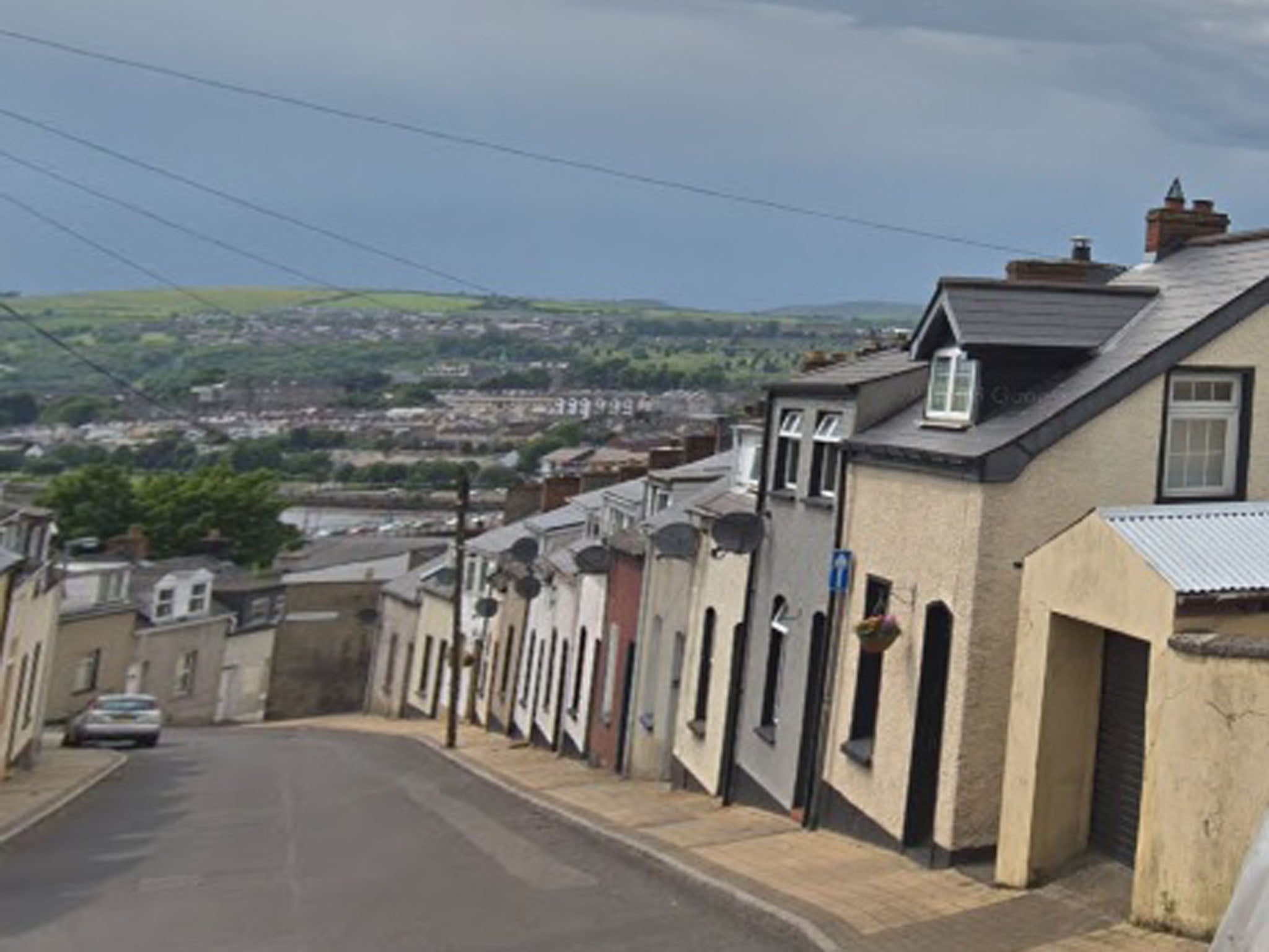 Derry shooting: Masked raiders blast man in both legs in paramilitary style attack