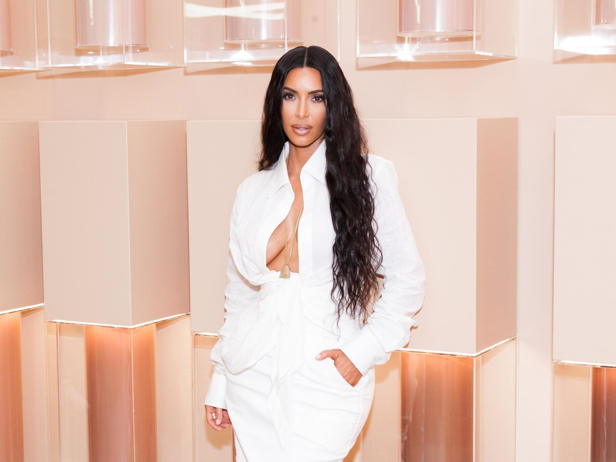Huge Boob Upskirt - Kim Kardashian West reveals paparazzi once tried to upskirt her | The  Independent | The Independent