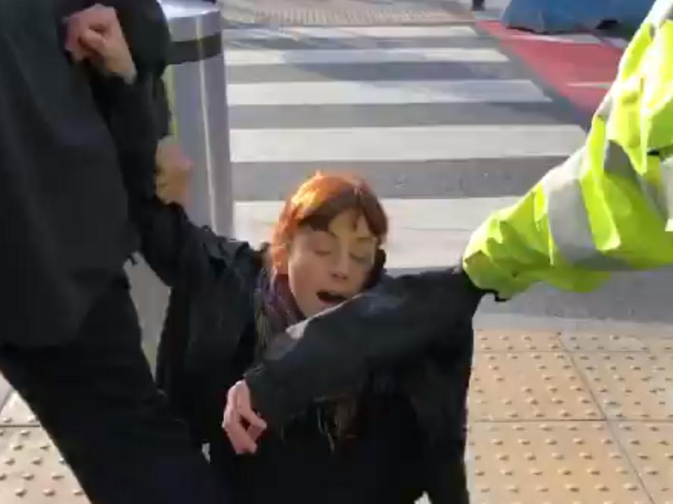 Extinction Rebellion protests - live: Arrests soar to 1,000 as blind paralympian clambers on top of British Airways plane