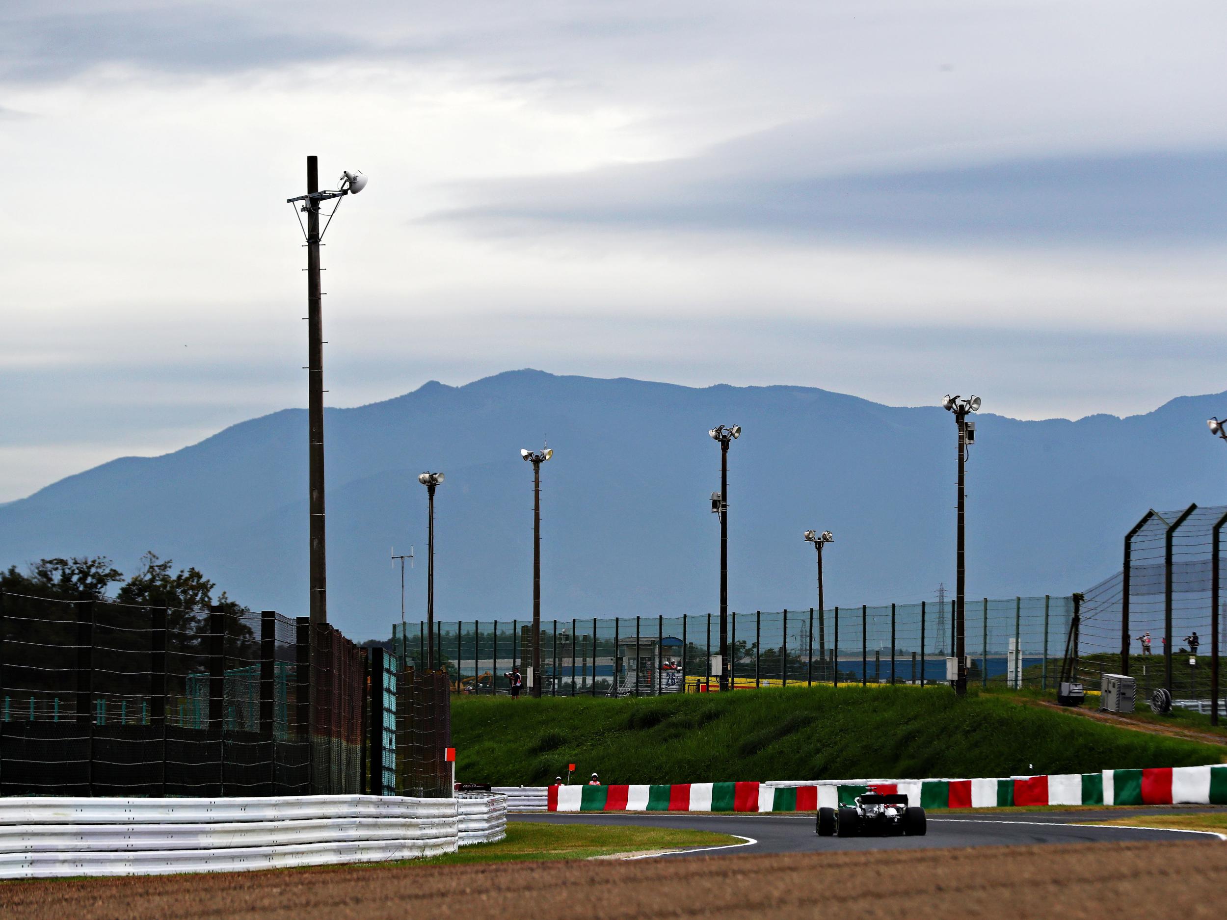 Lewis Hamilton trailed Valtteri Bottas in final practice at Suzuka