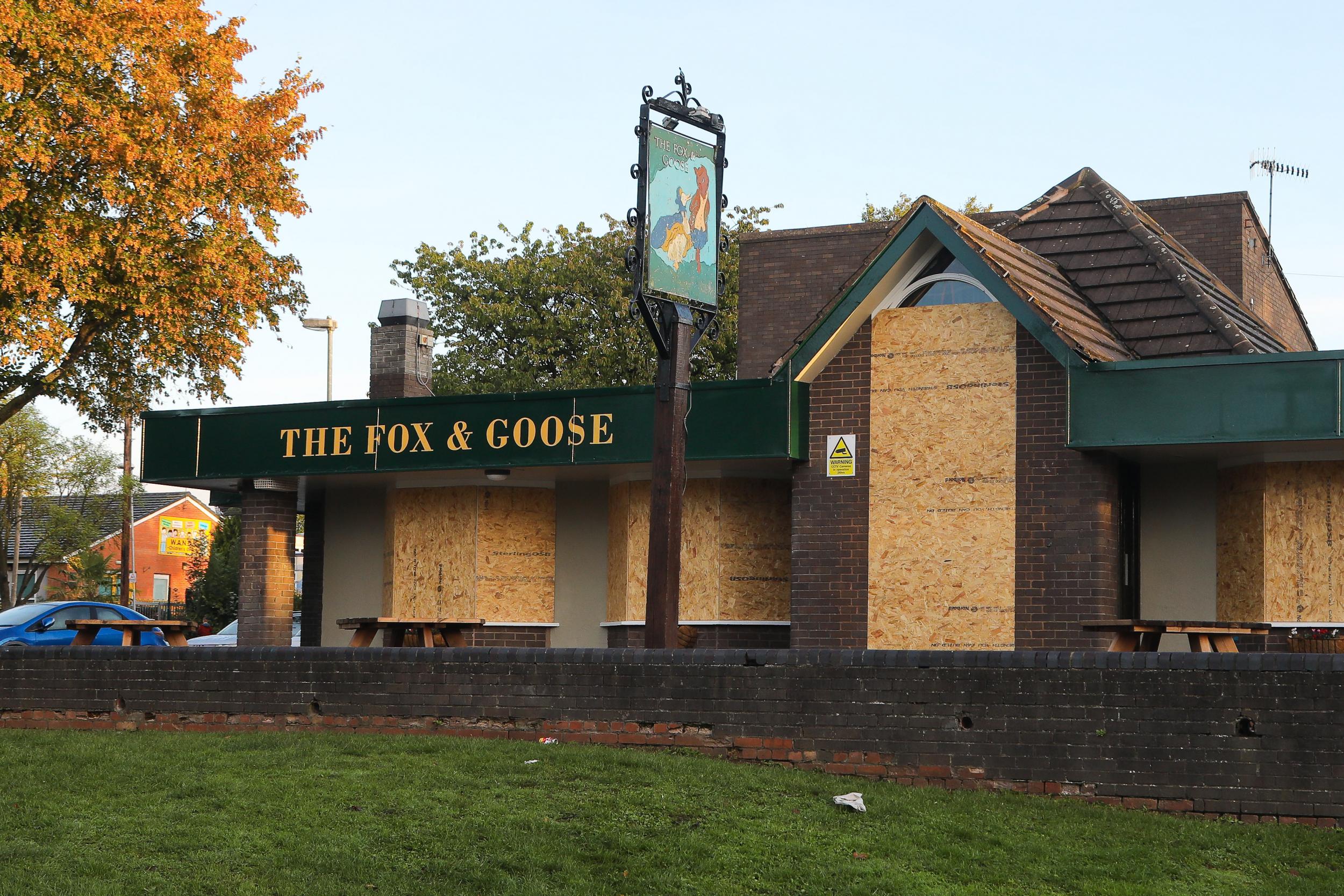 The Fox and Goose pub in Droitwich has been closed after just seven weeks