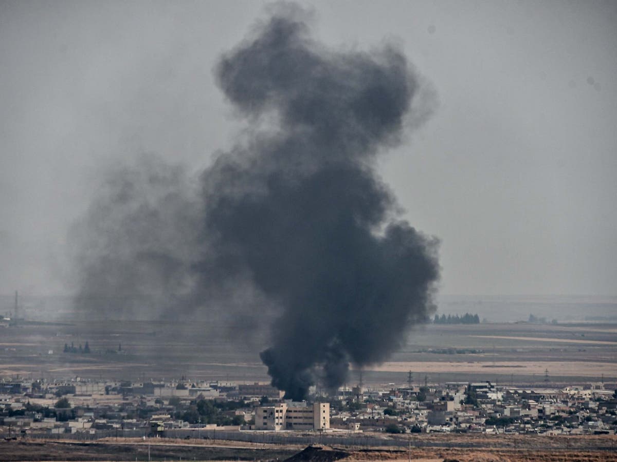 Turkish shells explode near US base in Syria | The Independent | The ...