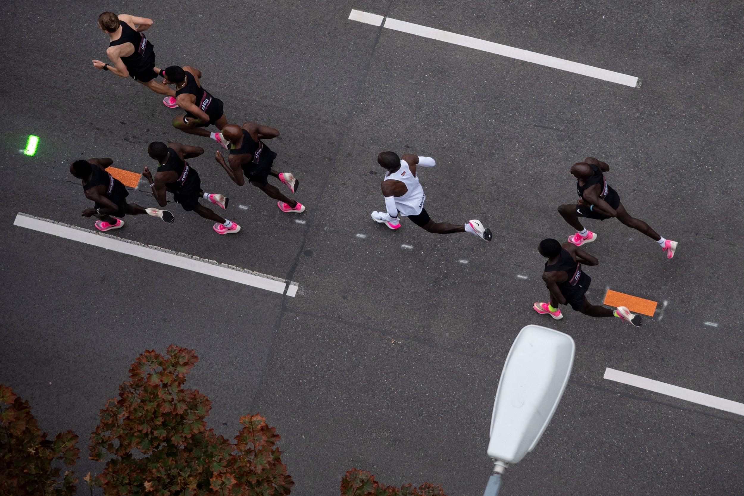 kipchoge ineos shoes