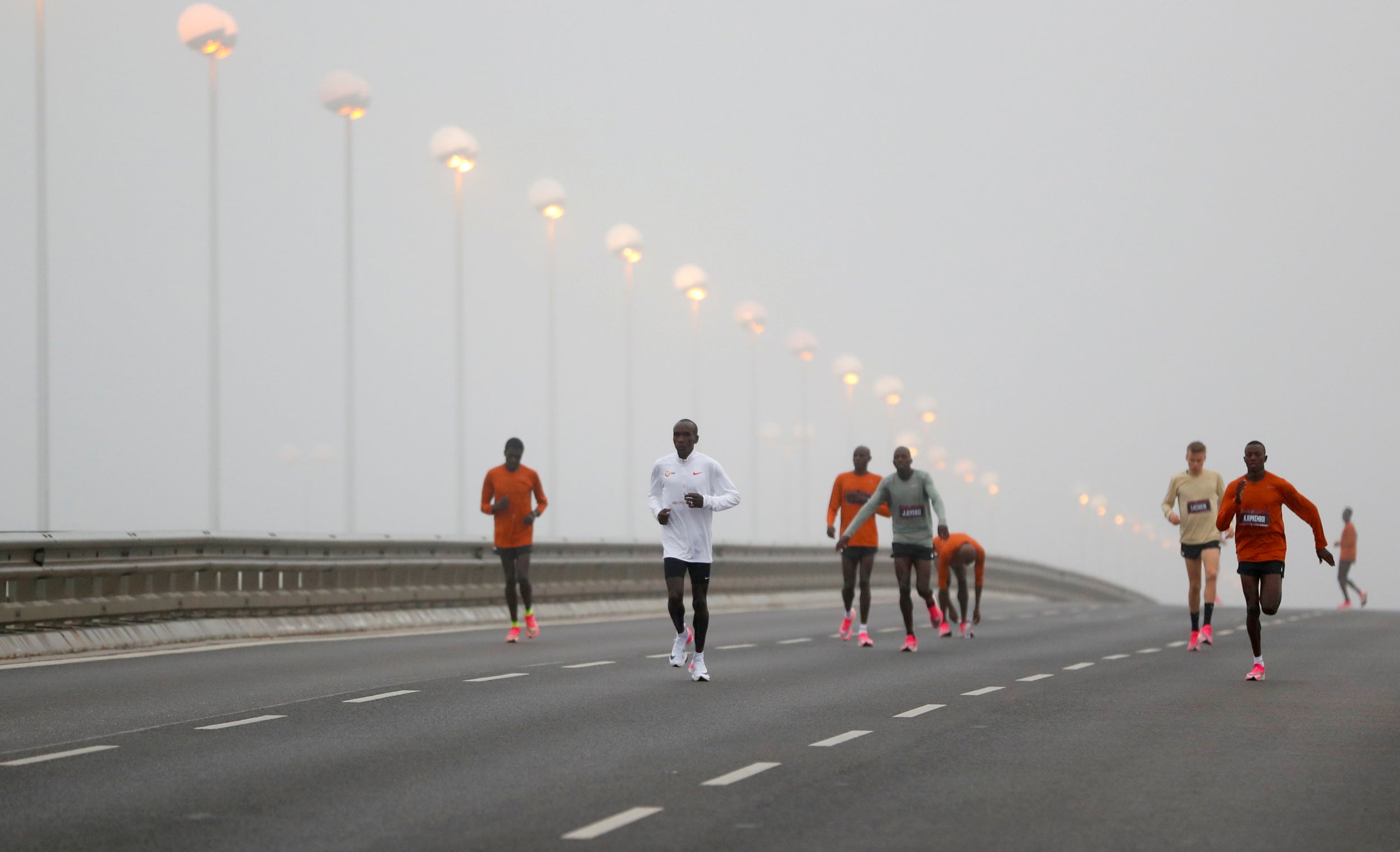 kipchoge ineos shoes