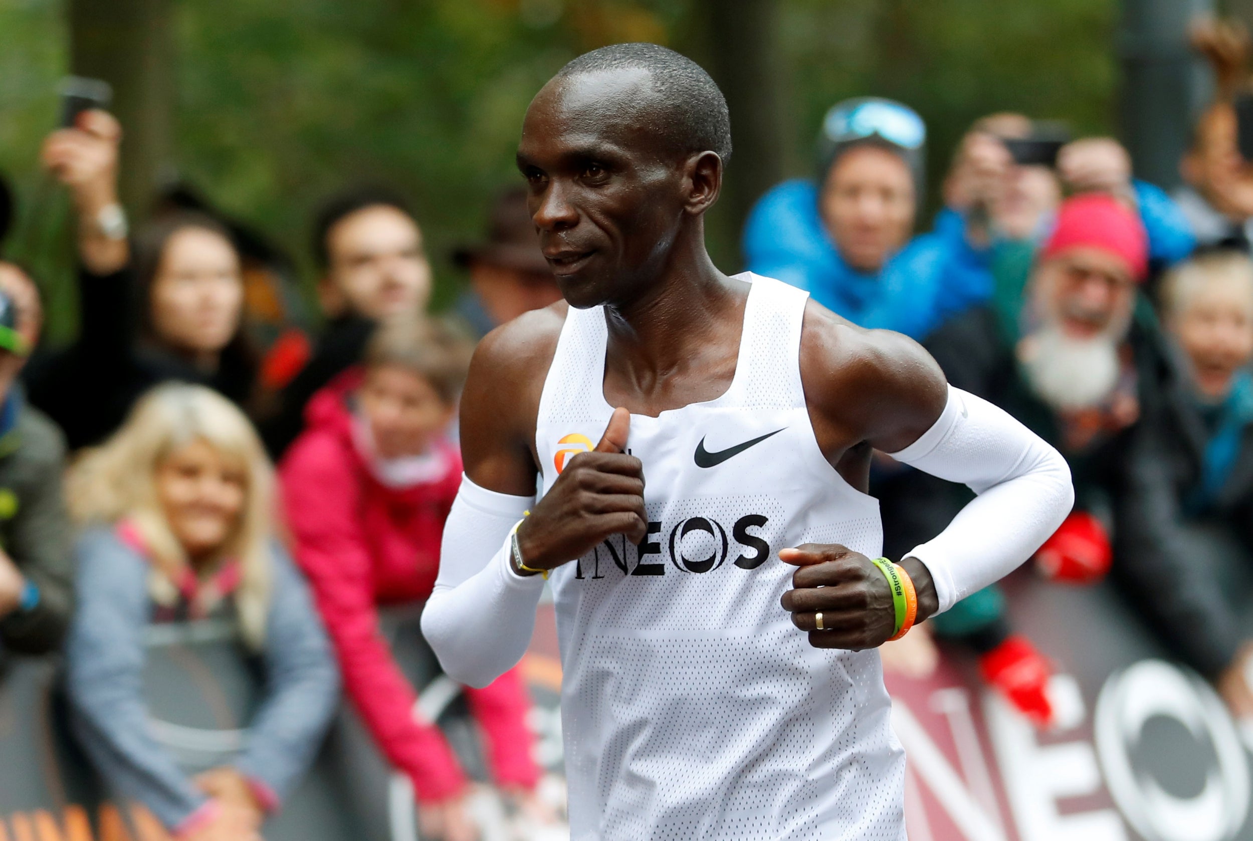 kipchoge nike record