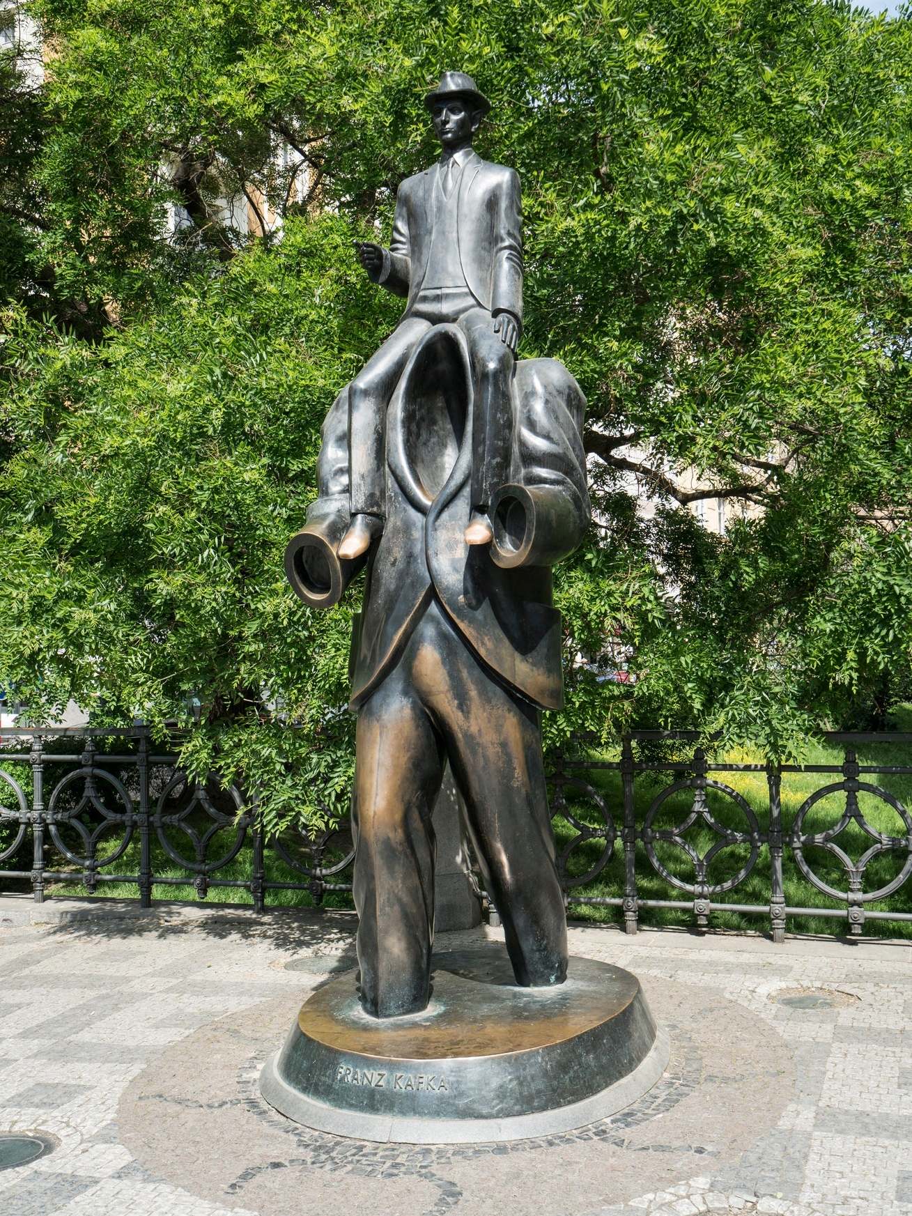 Kafka’s bronze statue on Dusni Street in the Jewish Quarter